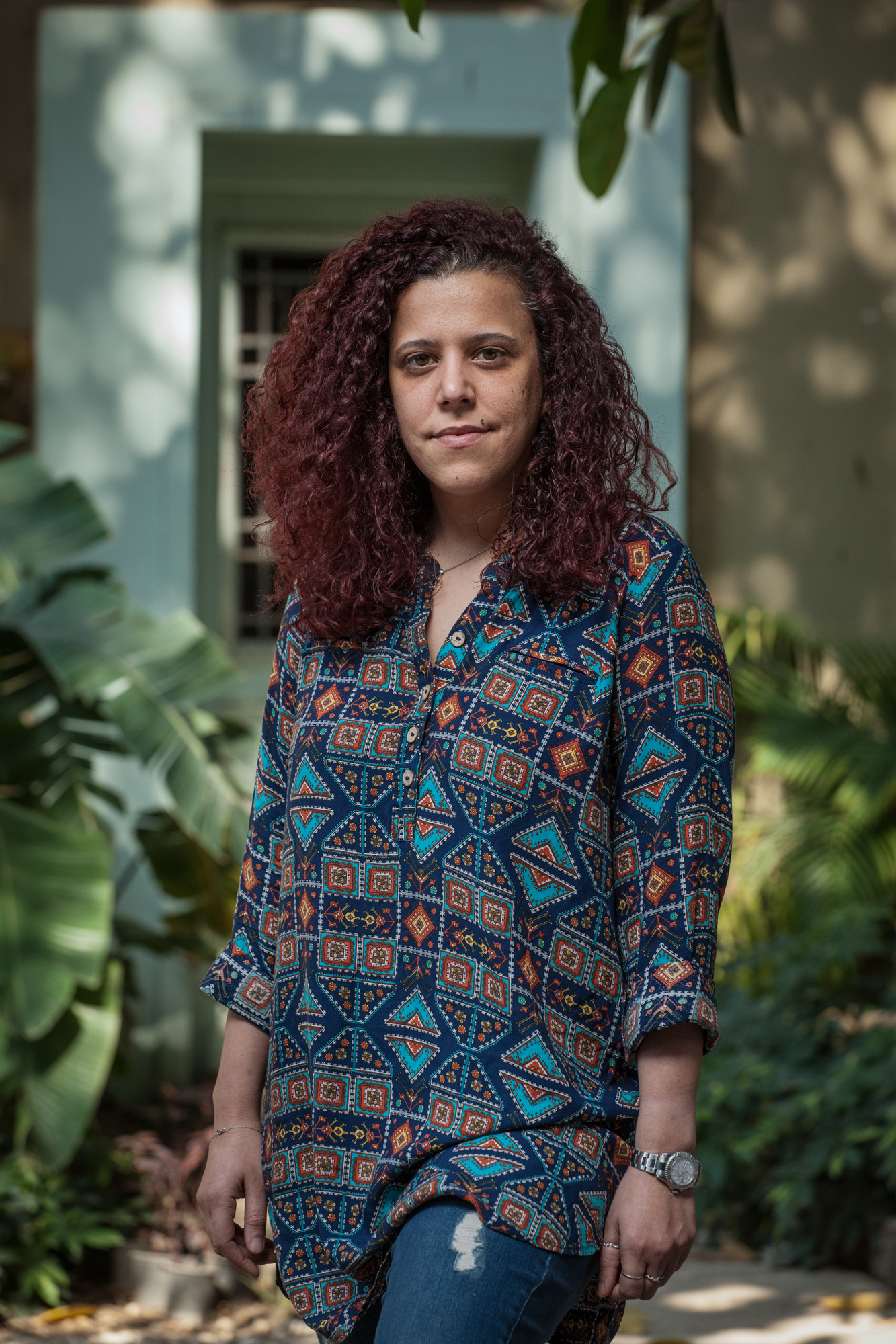 Portrait Amina Mansour in Maadi, 34 years old, is working in Advertising as a creative consultant, living at her mothers place in Maadi, Cairo. She travels a lot abroad an got a 5 years-visa.Frauen in Aegypten, Women in Egypt, Le Caire, Kairo, Cairo, Por