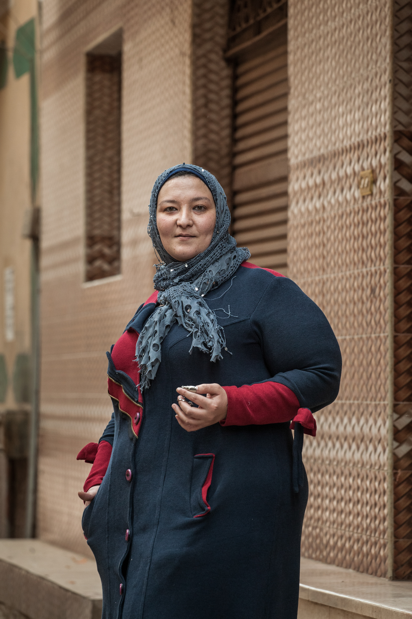Portrait Heba Saad in Mansura (200km nothr of Cairo), 33 years old, is living alone near to Mansura. She is the oner of a factory for men’s underwear. 10 women are working for her. Her parents divorced, married again, and she lives on her own and is not