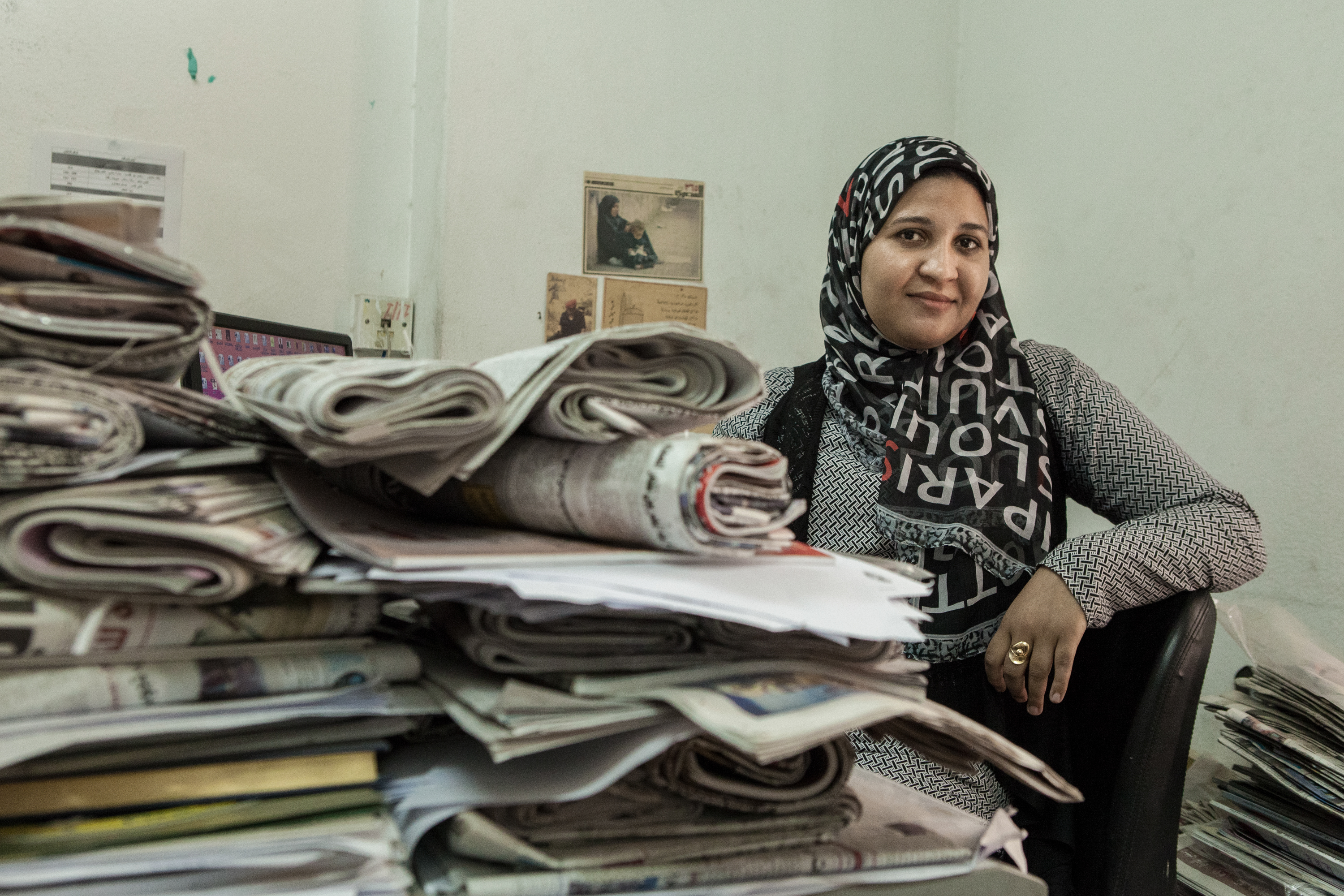 Portrait Shaima Gaber, 28 years old, is media researcher and journalist, and work at the ADEW (Association for the Development and Enhancement of Women), lives alone in Cairo. She had a lot of proposals but no good men for her because: not ambition, one r